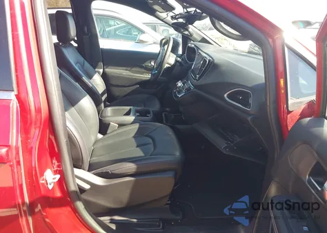 2025 Chrysler Pacifica Select z USA, uszkodzony, nr VIN 2C4RC1BG7SR541165